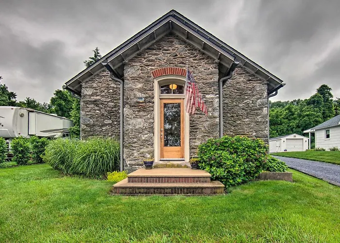 Cozy Wrightsville Cottage With Private Hot Tub!